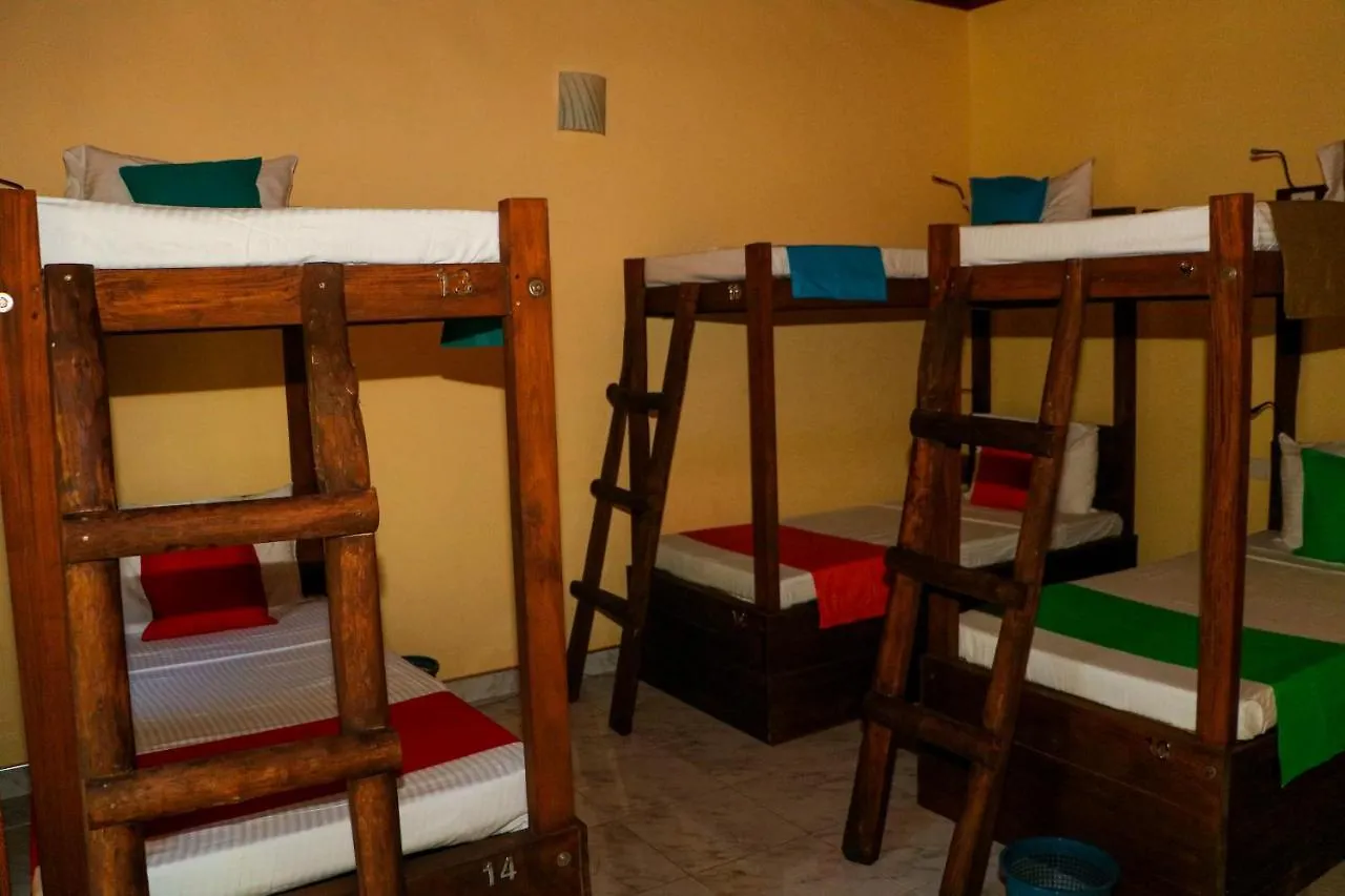 Tikuhut Hostel Sigiriya 0*,  Šrí Lanka